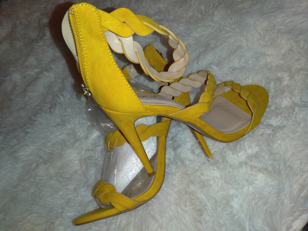 Diti size- 7.5 yellow suede